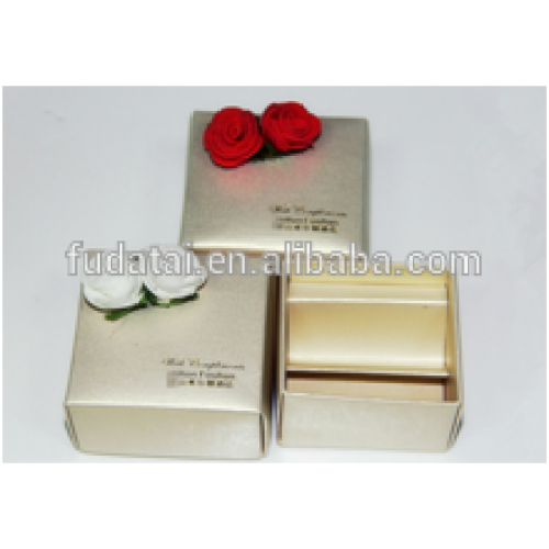 FDT custom favorable price elegant New Year chocolate gift box